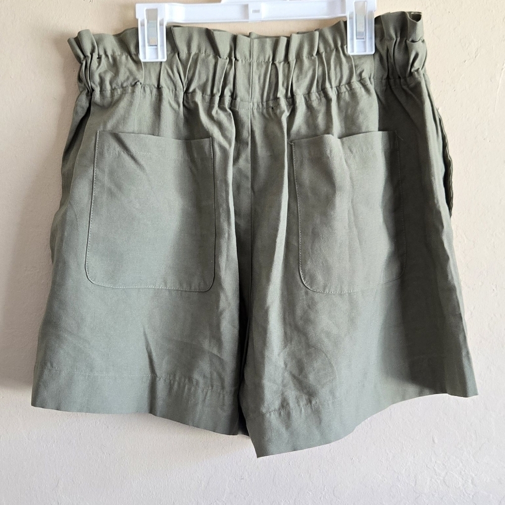 Forever 21 Olive Paperbag Drawstring Shorts Size Large - Picture 10 of 10